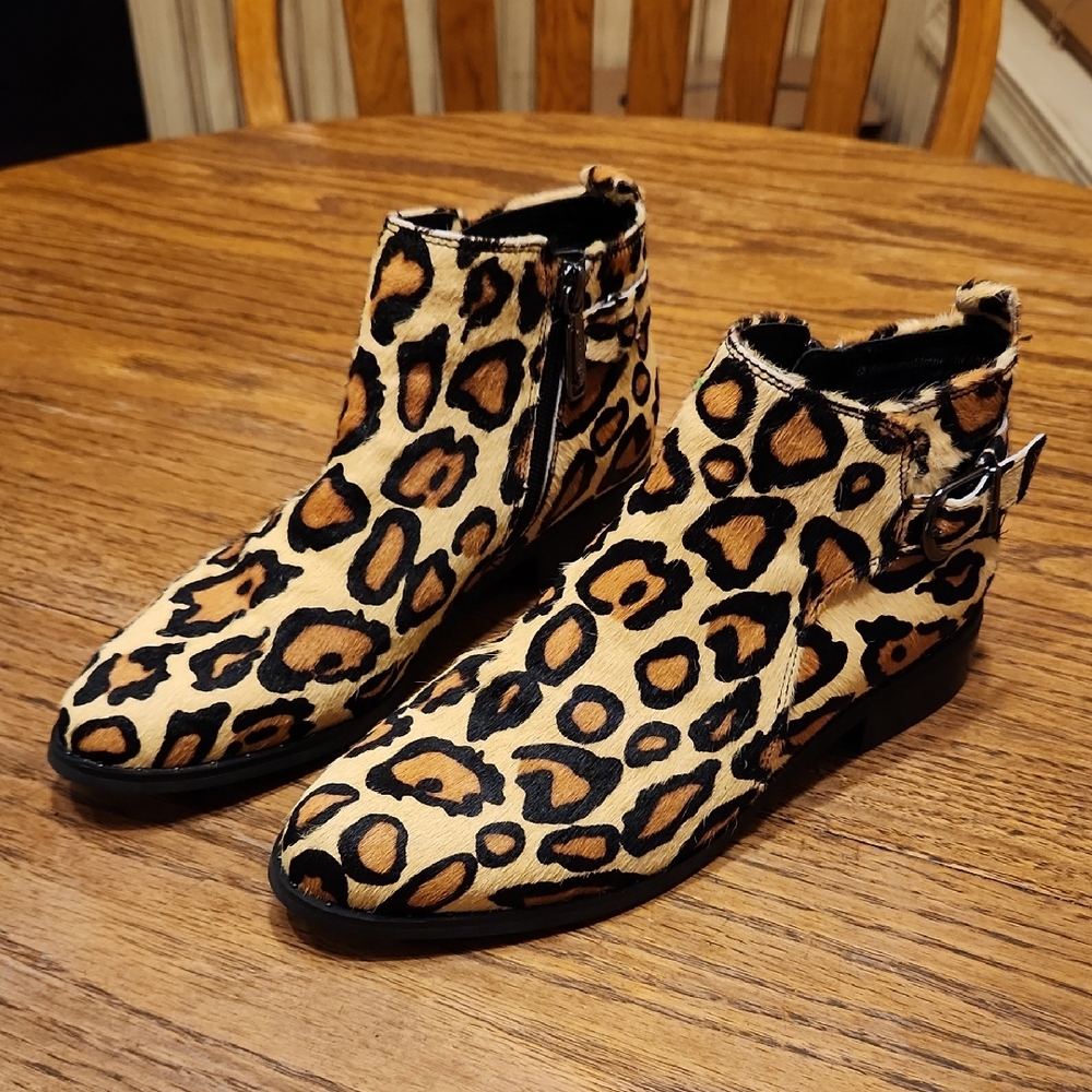 Blondo Tami Waterproof Moto Leopard Calf Hair Booties Size 6